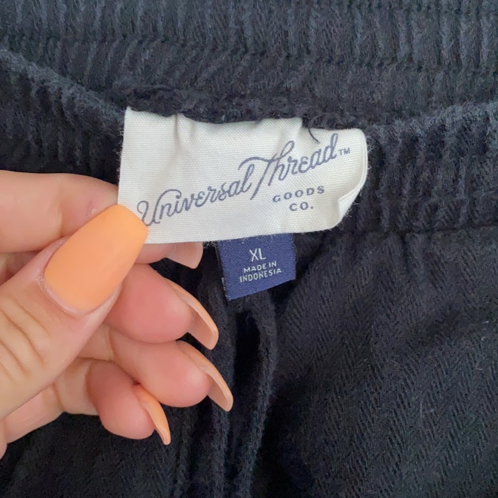 Shorts - Picture 2 of 2